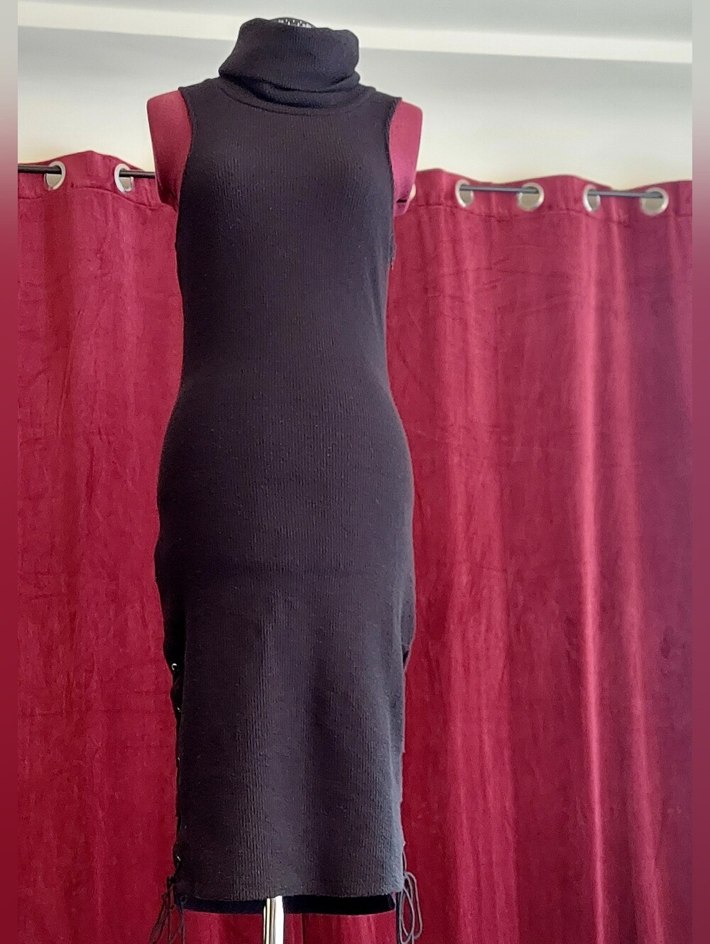 NUDE Black Sleeveless Turtleneck Midi+ Dress With Lacing Detail - Sz. M